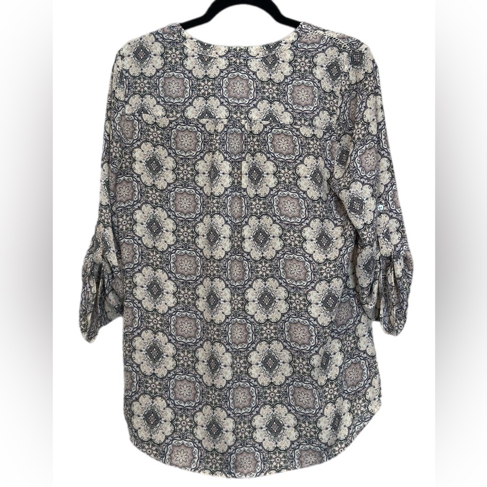 Daniel Rainn size small blouse - Picture 2 of 7